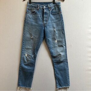 Levi’s 501 Original Fit Distressed Button Fly Jeans W26 L30